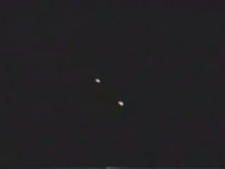 Weird UFO sightings: Triangle formation