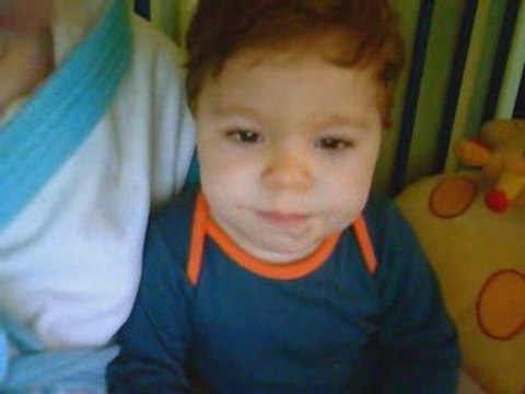 Ethan chante le lapin calin