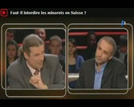 TARIQ RAMADAN VS OSKAR FREYSINGER 2/4