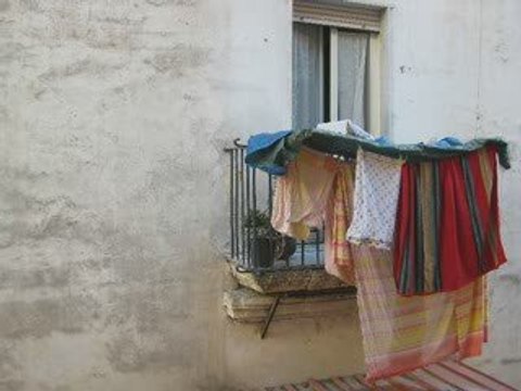 Sur les docks - Naples, avec vue
