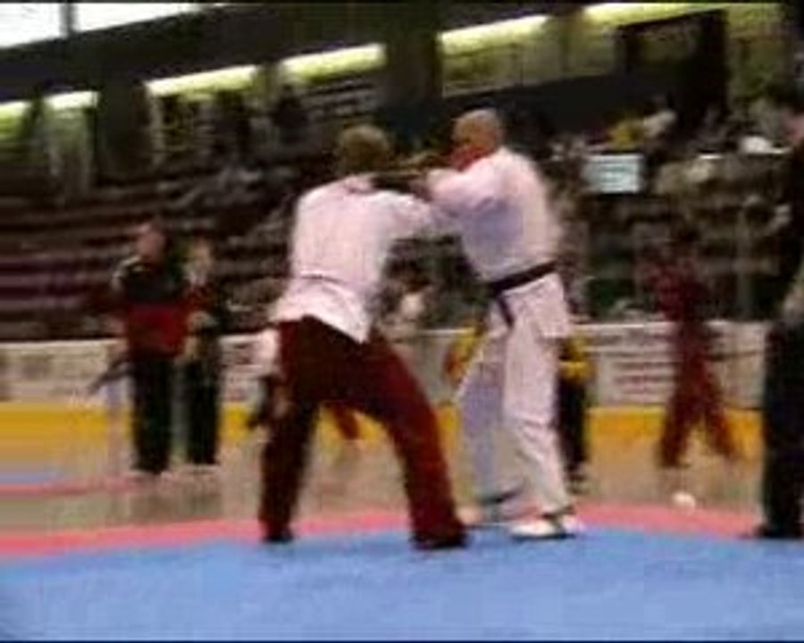 Combat_courtb