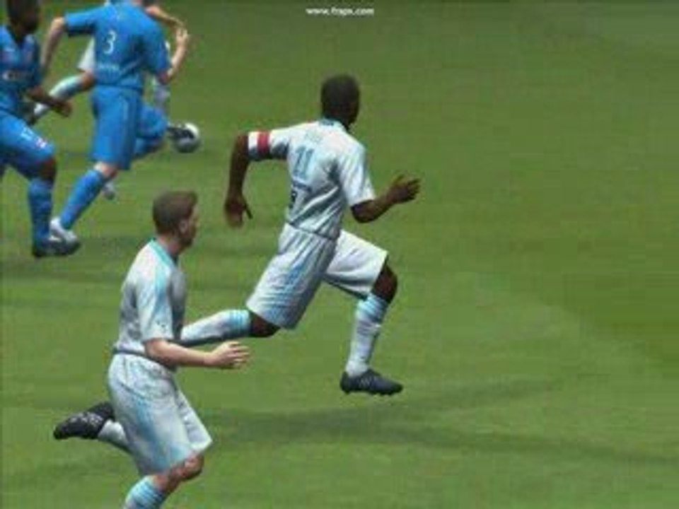 PES 2009 Niang servi par Ben Arfa