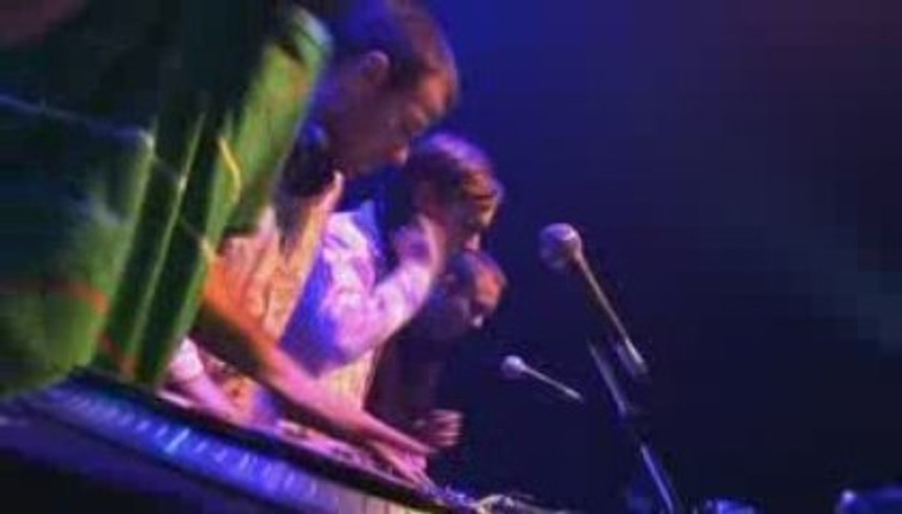 Birdy Nam Nam Live In Paris Abbesses Live