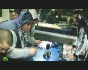 Ptit  freestyle video     Tchek sa