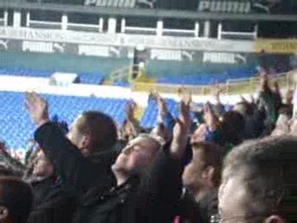 Tottenham-Arsenal:(FA Youth Cup) 3rd Goal Celebration