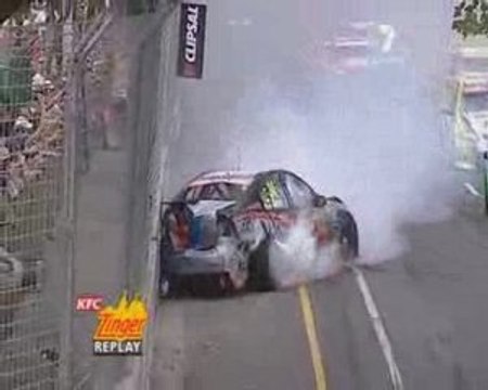 Caruso big crashes V8 Supercars Adelaide 2009 race 1