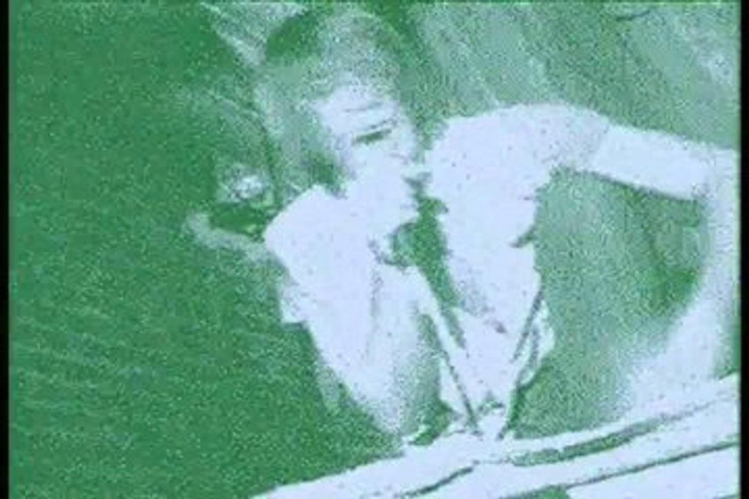 attic addict saison 2 Scenic road extrait