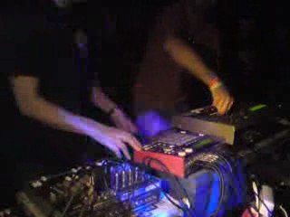 28.02.09 - XtraLuSiD : Weasel buster - Keygen Kaotic