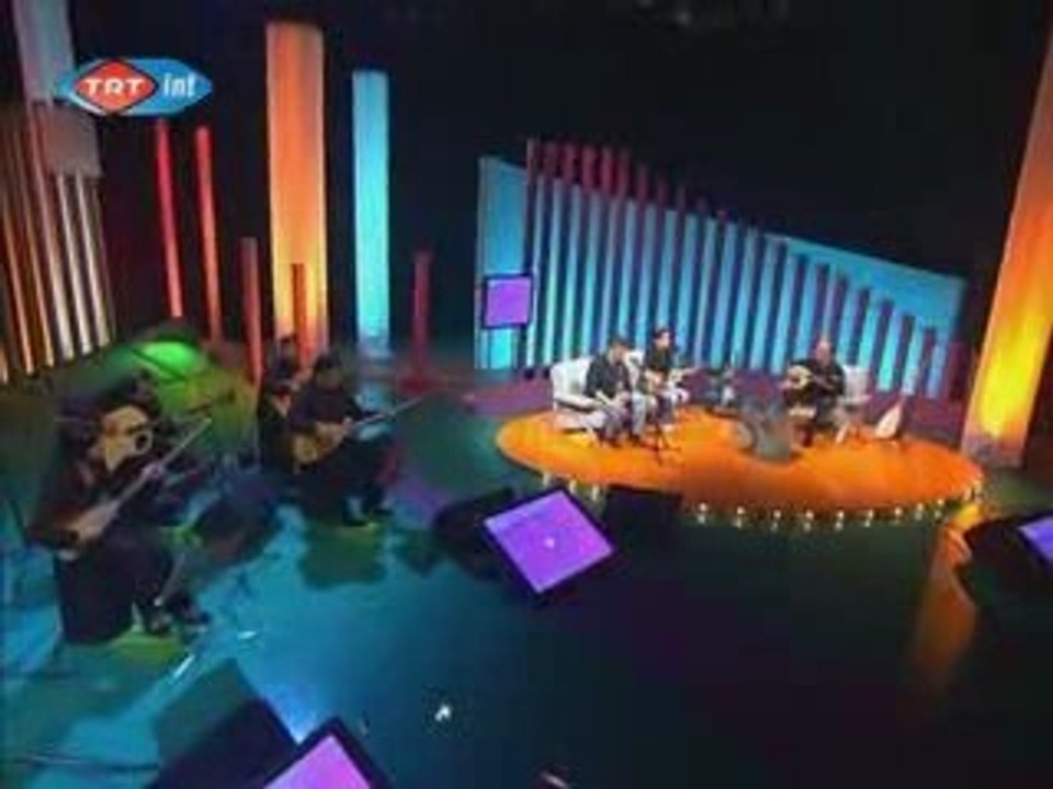 Uzakların Türküsü
