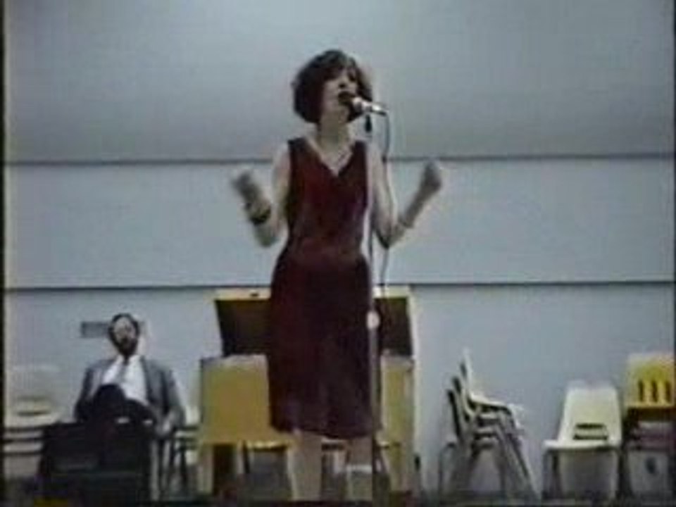 Jazzgirl1920s sings Hard To Get Gertie