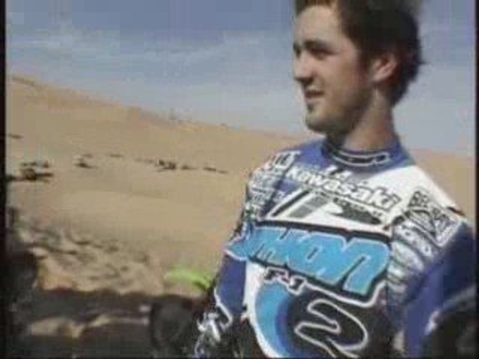 Crash dune strike