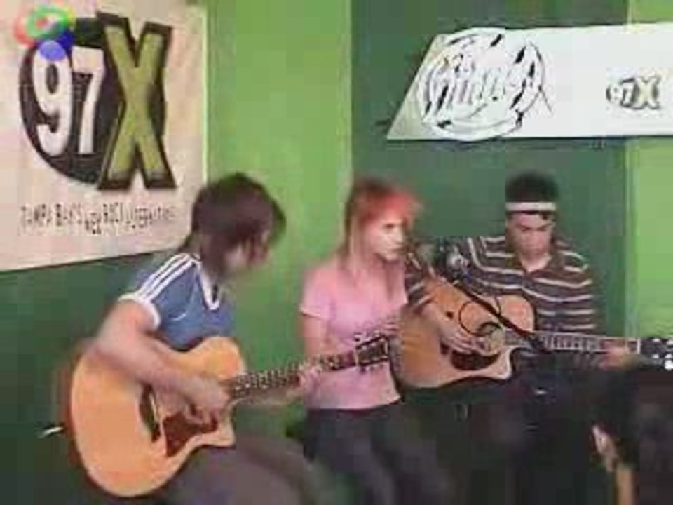 Misery business (acoustic) - paramore