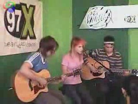 Misery business (acoustic) - paramore