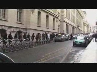 Chaîne humaine à la Sorbonne