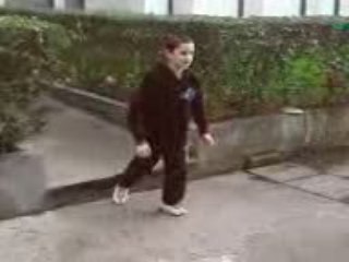 Moi saut de chat avan arriere