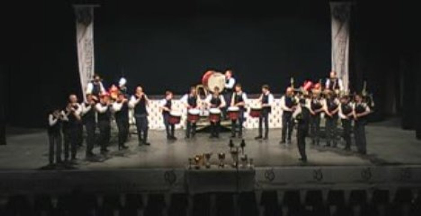 Bagad Kombrid (Combrit) - Ploemeur 2009