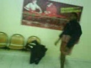 baston ds un foyer du 92 (2)