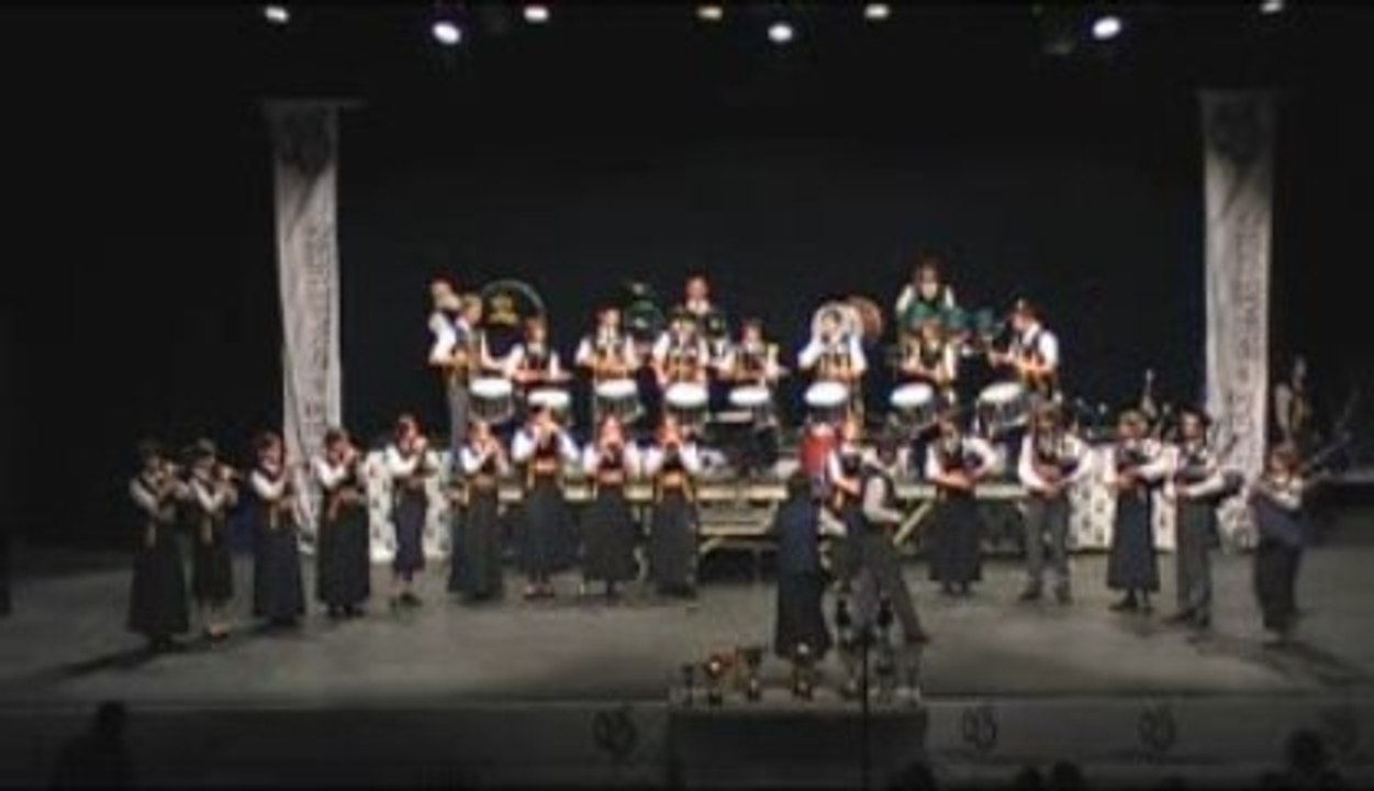 Bagad Glazik Kemper (Quimper) - Ploemeur 2009