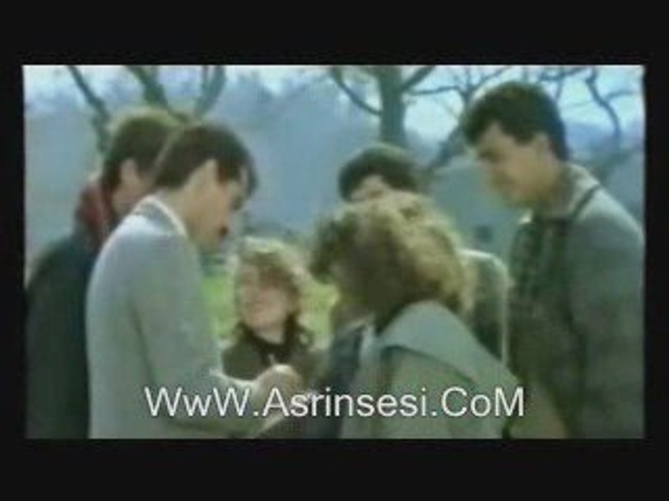 İbrahim Tatlıses Gunes Yarin DoĞmayacak www.Asrinsesi.com