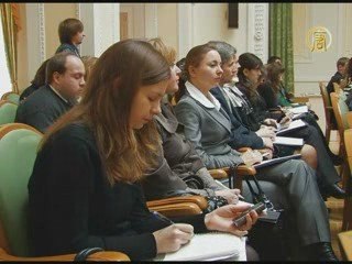 Как на власть надавить и лоб не разбить?