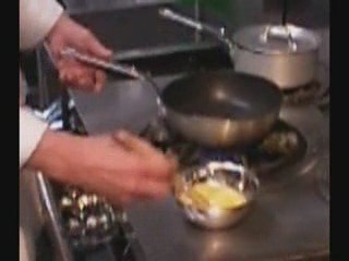 フワフワ、トロトロのオムレツを作る裏技