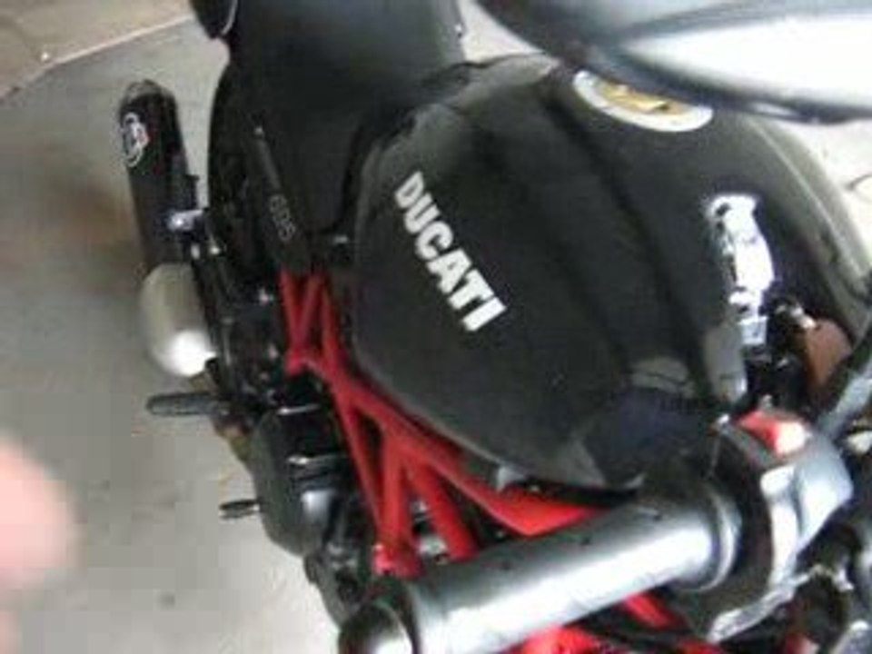 ducati 695 monster