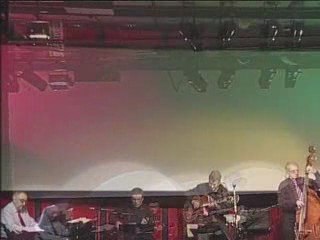 NIGHT IN TUNISIA PAR LE CREATIVE CHORUS IN PARIS