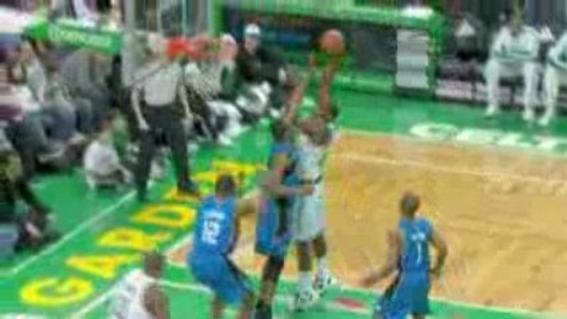 NBA Dwight Howard rejects Perkins shot into the fifth