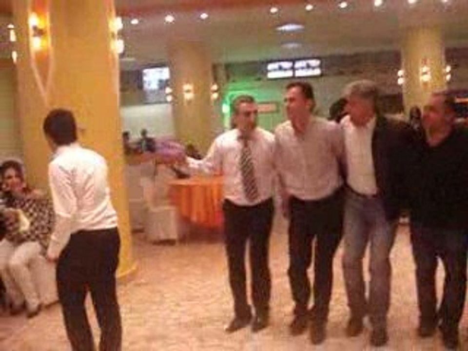 Danses orientales en groupe