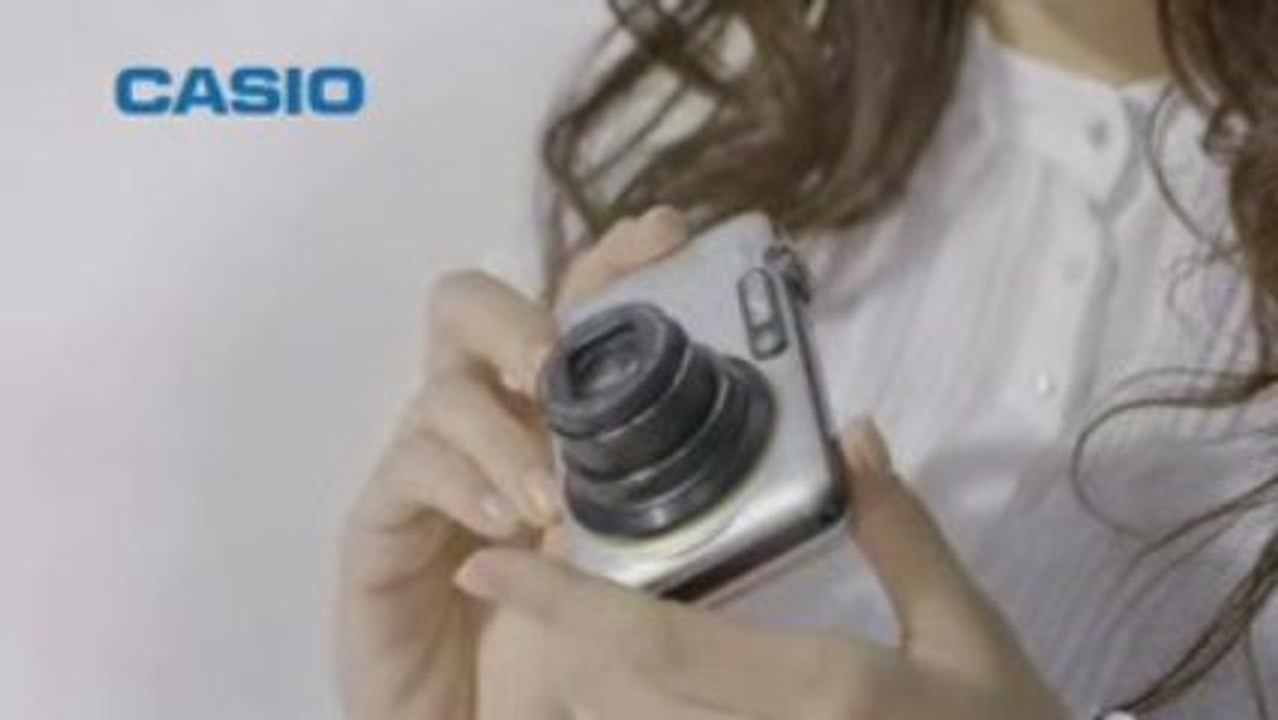 CASIO Exilim EX-FC100 EXFC100 9MP Camera