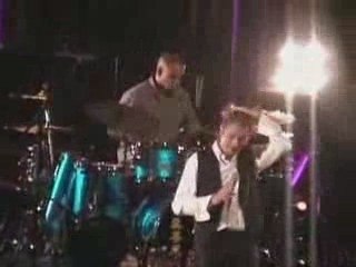 david bowie absolute beginners gail ann dorsey new-york 2002