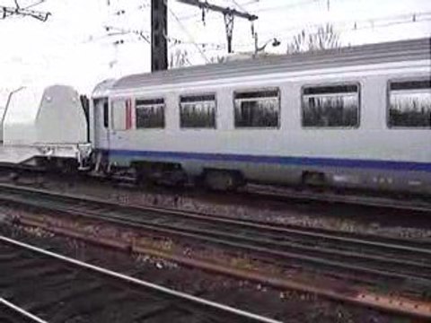 BB 22228 à Villeneuve