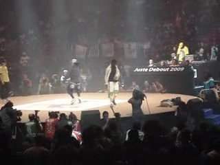 Juste Debout 2009 - NewStyLe DiabLo & Chuky CriminaLz VS ??