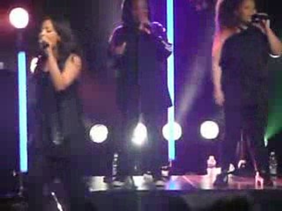 Amel Bent Vivre ma vie Rive de Gier