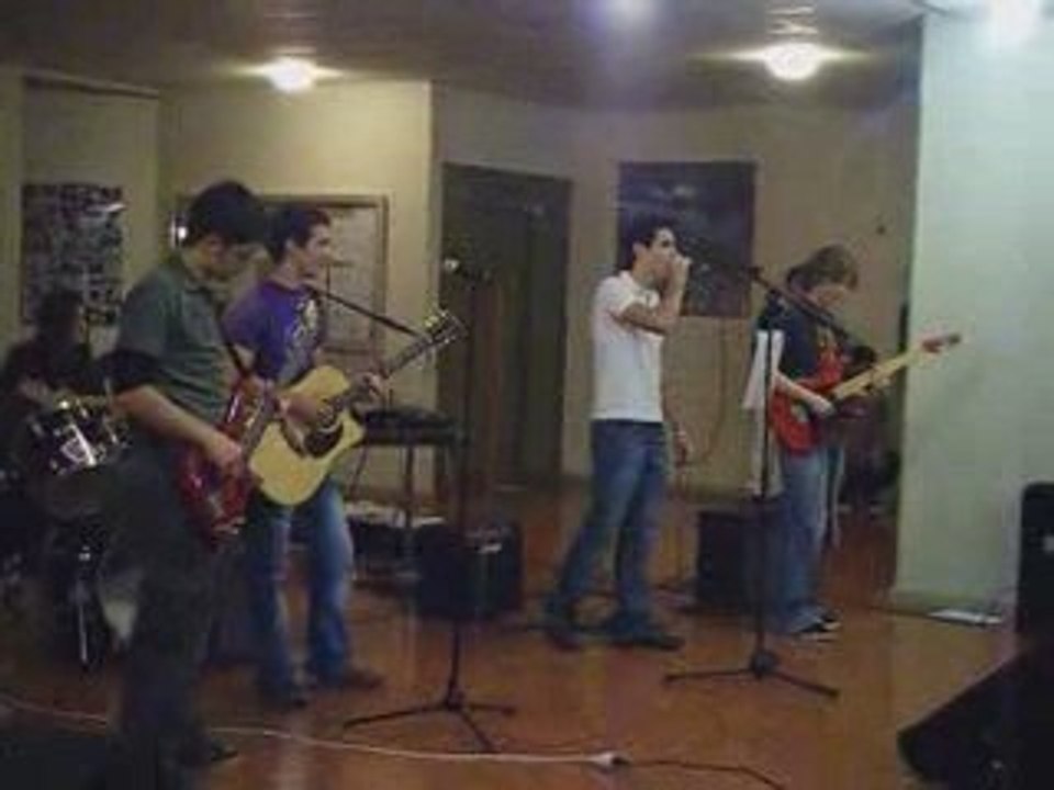 23 - Liberta (Peps cover) + transistion We'll Rock You