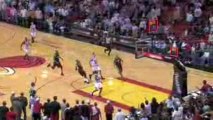 NBA Dwyane Wade made a running 3-pointer as time expired to