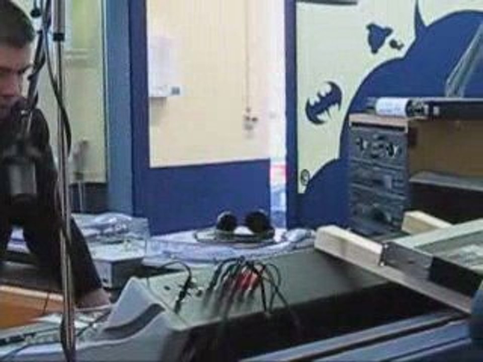 Guillaume - Details In The Fabric (Mraz - Morrison)