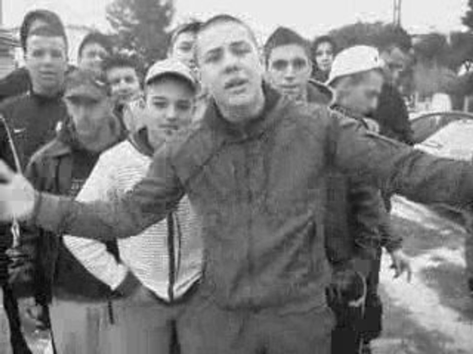 sknr feat balek & incs 64 Mesures PersoNNeLLes_Clip