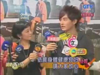 20090310 Joe Cheng: Design for Living Prescon on 100% Ent