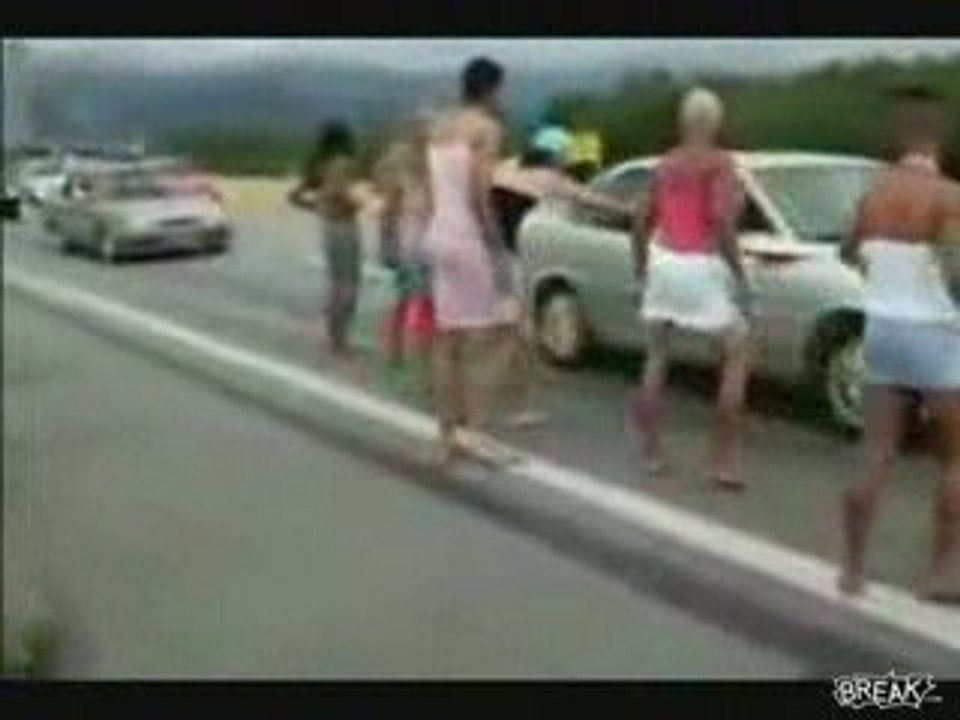 un travesti renversé par un camion