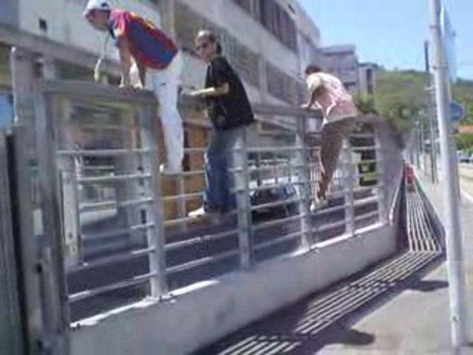 Parodie : Les inconnues " C'est ton Destin"