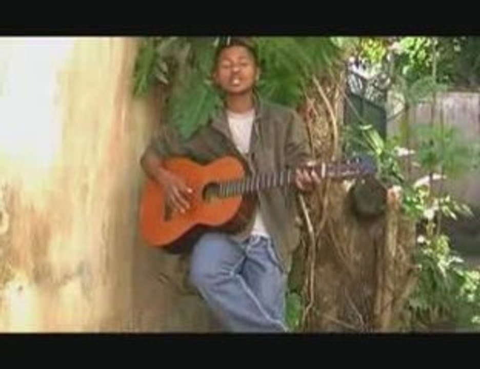 Delphin:  ramanonaka -gasy