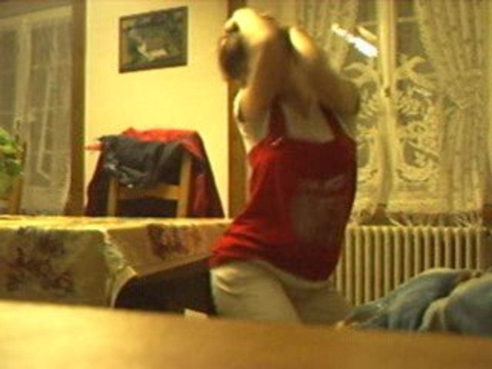 moi qui dance comme une pouf ptdr