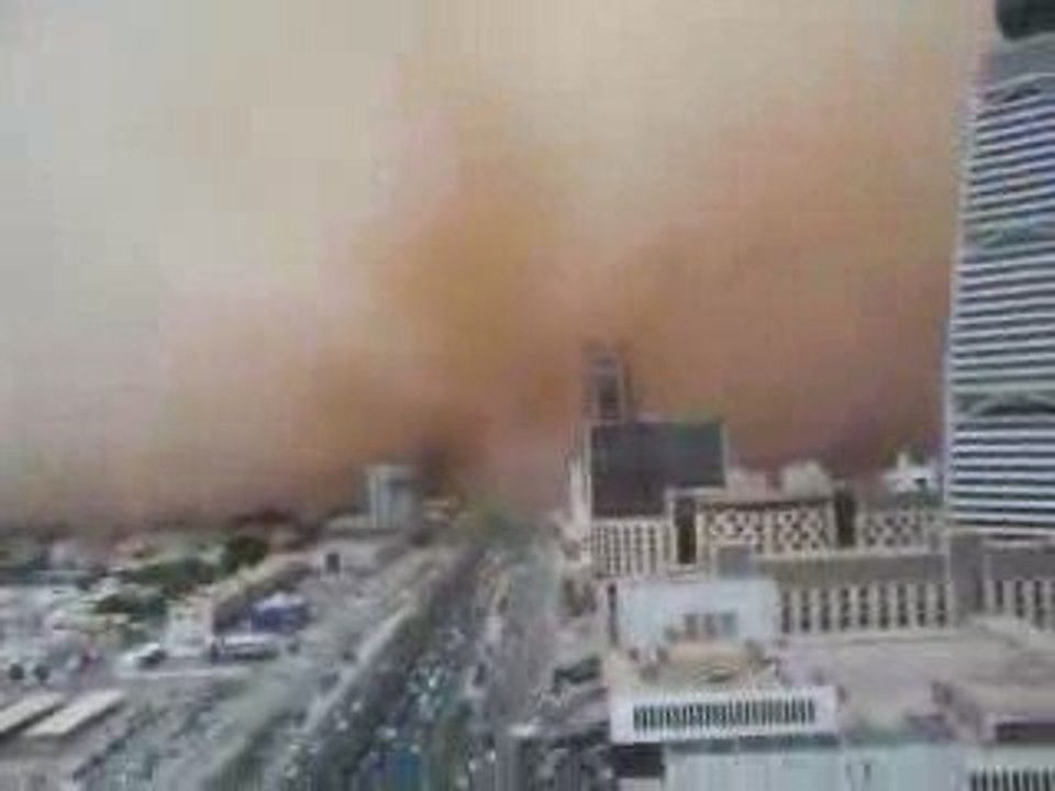 Ovni : Tempete de Sable Géante sur * Ryad * le 11 mars 2009