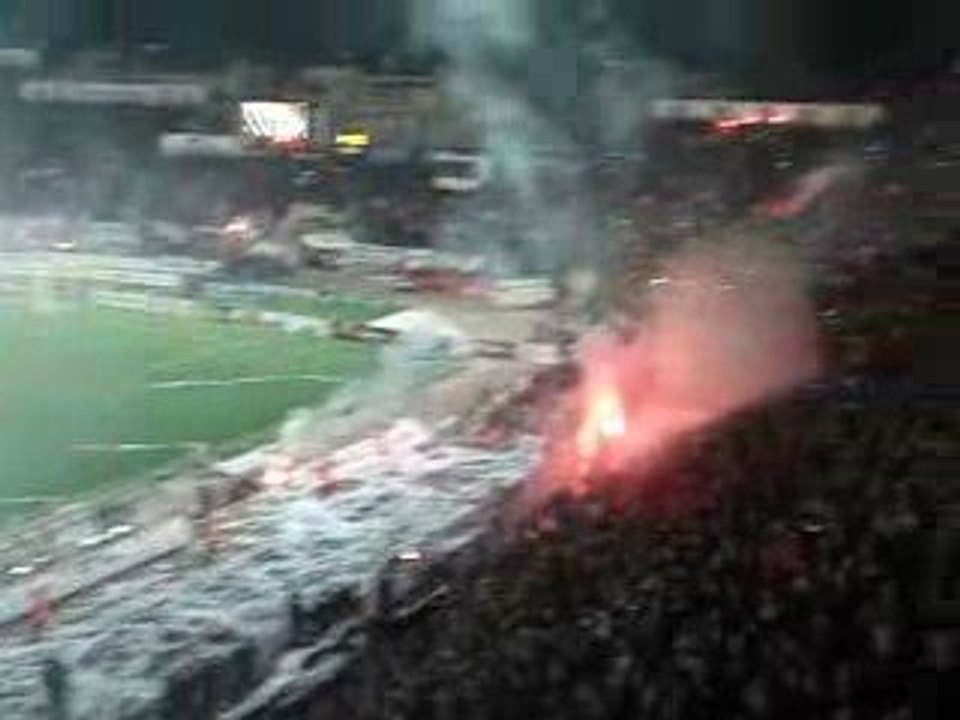 Paok Olympiakos,Eisodos omadwn!Apisteyti ypodoxi! 08-03-09