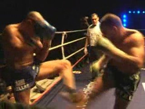 Le CHOC des GLADIATEURS 2008/kickboxing/ANAD VS HAMAMEDIS