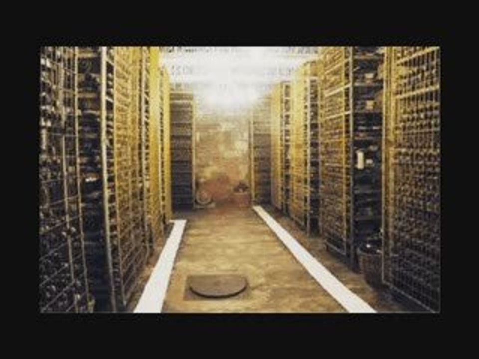 LUMINITA SOARE" AFARA E-NTUNERIC"-MUZICA LAUTAREASCA VECHE