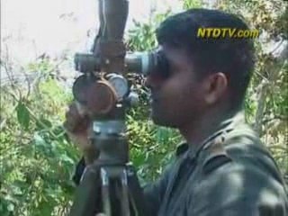 Sri Lanka Soldiers on with Tamil Tiger Fight