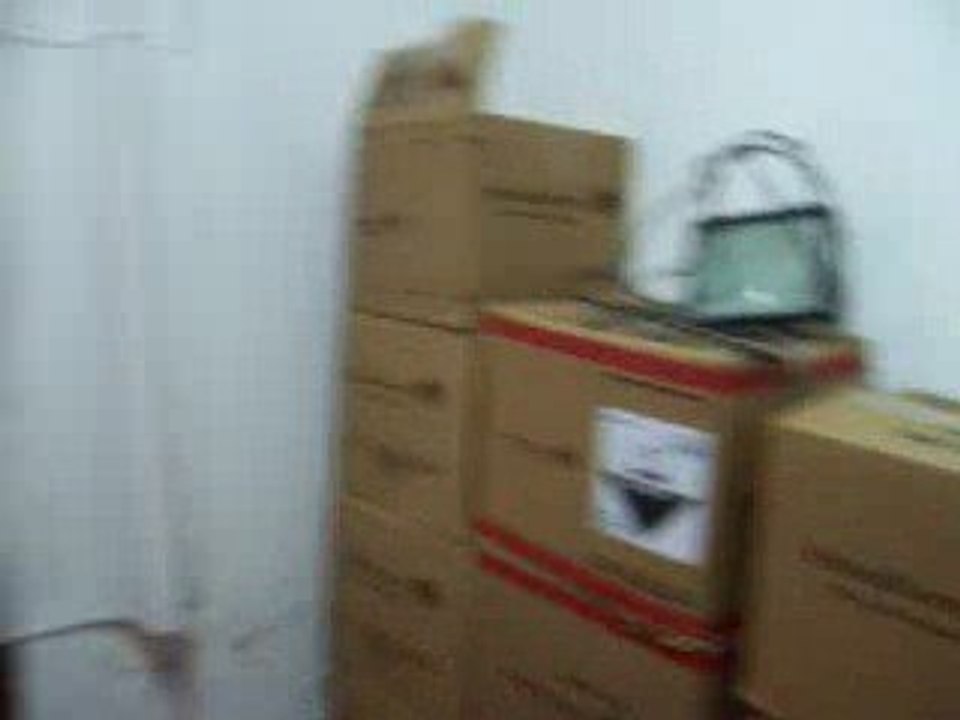 Descansando en la sala de profesores.