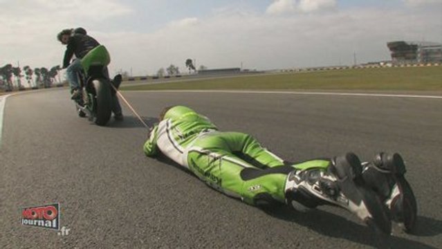 Les têtes à claques vont au Mans (moto journal)